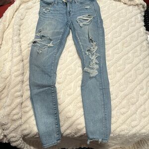 Light wash ripped jeans